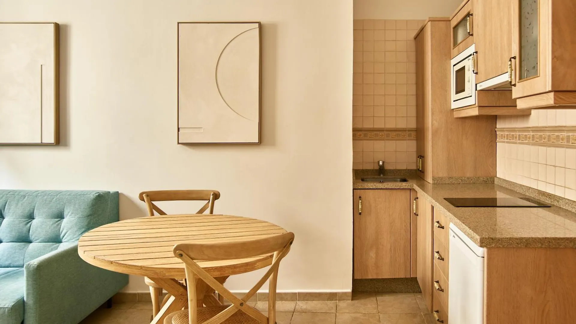 Apartamentos Turisticos Casa De La Borrega Estepona Appartement